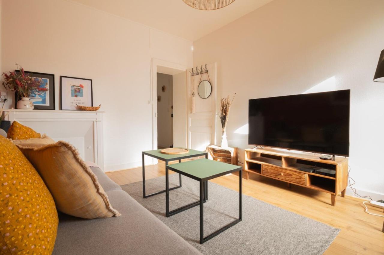 Chill And Work / Gare Tgv / Beau T2 Renove Appartement Rennes Buitenkant foto